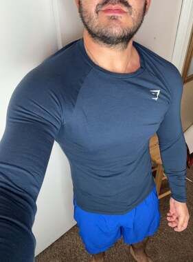 Gymshark Men's Long Sleeve Compression Shirt Navy Blue Size M